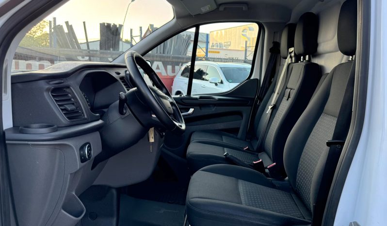 Ford TRANSIT CUSTOM – L1H1- 2019- 135000KM-GARANTIE 6LUNI/10000KM-POSIBILITATE LEASING CU DOBANDA ANUALA FIXA DE 6.79% PE TOATA PERIOADA CONTRACTULUI PRIN IMPULS LEASING full