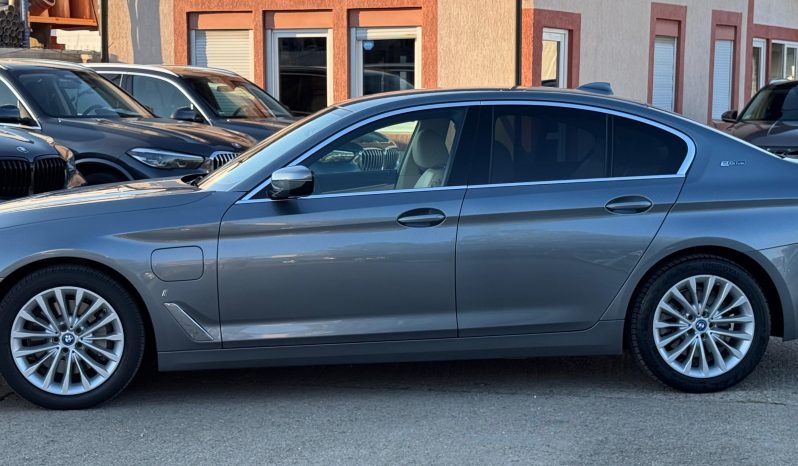 BMW SERIA 5 530E – PLUG-IN HYBRID -135000KM-2019-GARANTIE 12LUNI/20000KM -POSIBILITATE LEASING DOBANDA ANUALA FIXA DE 6.79% PE TOATA PERIOADA CONTRACTULUI PRIN IMPULS LEASING full