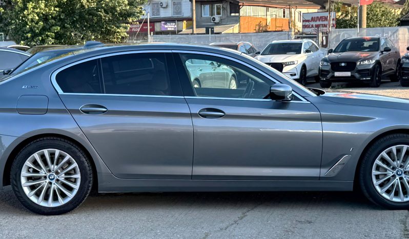 BMW SERIA 5 530E – PLUG-IN HYBRID -135000KM-2019-GARANTIE 12LUNI/20000KM -POSIBILITATE LEASING DOBANDA ANUALA FIXA DE 6.79% PE TOATA PERIOADA CONTRACTULUI PRIN IMPULS LEASING full