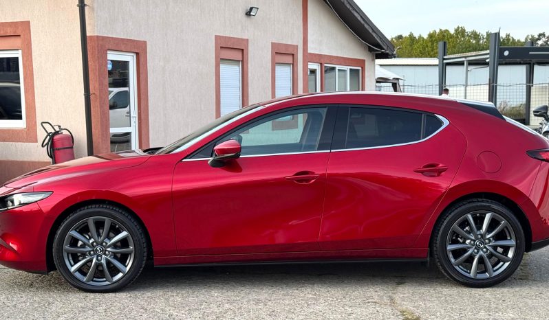 MAZDA 3 –  2.0L e-SKYACTIV – MILDHIBRID – 2023-12000KM – GARANTIE 20000KM/12 LUNI- POSIBILITATE LEASING DOBANDA ANUALA FIXA DE 6,49% PE TOATA PERIOADA CONTRACTULUI PRIN IMPULS LEASING full