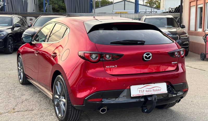 MAZDA 3 –  2.0L e-SKYACTIV – MILDHIBRID – 2023-12000KM – GARANTIE 20000KM/12 LUNI- POSIBILITATE LEASING DOBANDA ANUALA FIXA DE 6,49% PE TOATA PERIOADA CONTRACTULUI PRIN IMPULS LEASING full