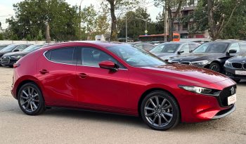 MAZDA 3 –  2.0L e-SKYACTIV – MILDHIBRID – 2023-12000KM – GARANTIE 20000KM/12 LUNI- POSIBILITATE LEASING DOBANDA ANUALA FIXA DE 6,49% PE TOATA PERIOADA CONTRACTULUI PRIN IMPULS LEASING full