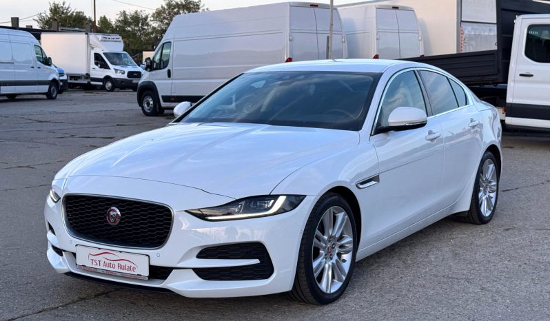 JAGUAR XE 2.0 – 102000KM – 2020- GARANTIE 12LUNI/20000KM – POSIBILITATE LEASING DOBANDA ANUALA FIXA DE 6,49% PE TOATA DURATA CONTRACTULUI PRIN IMPULS LEASING full