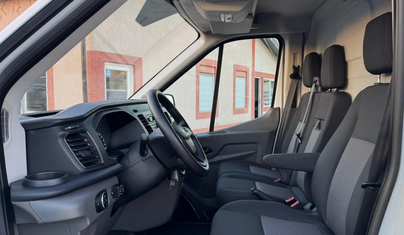 FORD TRANSIT  L2H3 CU LIFT HIDRAULIC – 2019 -97000KM – GARANTIE 6LUNI/10000KM – POSIBILITATE LEASING DOBANDA ANUALA FIXA DE 6.49% PE TOATA PERIOADA CONTRACTULUI PRIN IMPULS LEASING full