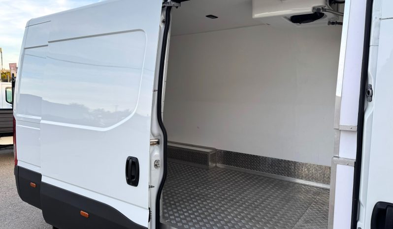 IVECO DAILY L2H2 FRIGORIFIC -2020- 197000KM -GARANTIE 6LUNI/10000KM-POSIBILITATE LEASING DOBANDA ANUALA FIXA DE 6.49% PE TOATA PERIOADA CONTRACTULUI PRIN IMPULS LEASING full